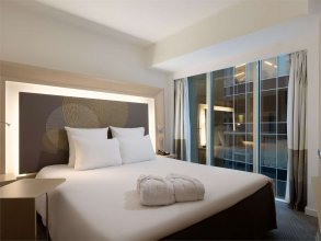 Executive room with a view of the atrium, for people with limited mobility - with a double bed: Photo 1