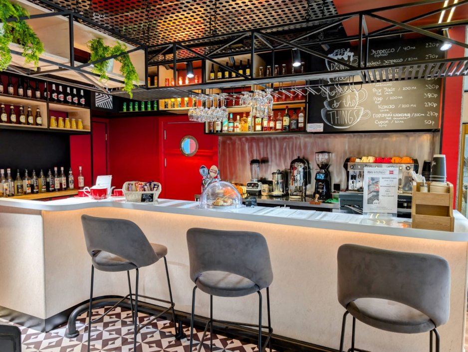 Lobby bar (a-la-carte menu)
