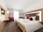 Standard Room - with a double bed or 2 single beds: Photo 8