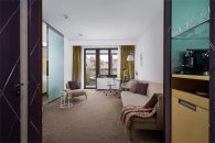 Two-room SO Suite with a loggia overlooking the courtyard – with a large double bed: Photo 5