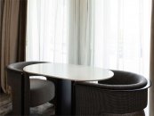 Классический улучшенный номер - с двуспальной кроватью: Фотография 4