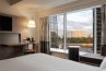 Superior room, for people with limited mobility - with a double bed, city view: Photo 8
