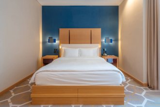 Superior Room, Pool View - with a double bed: Photo 1