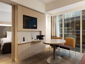 Executive room with a view of the atrium, for people with limited mobility - with a double bed: Photo 3