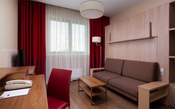 Номер Студия с двуспальной кроватью-трансформером: Фотография 2