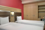 Classic room with a view of the city - with 2 single beds: Photo 3