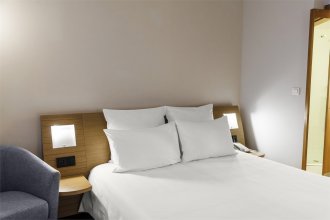 Standard Room with a double bed: Photo 10