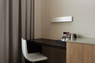 Classic Superior Room - with 2 Single Beds: Photo 4