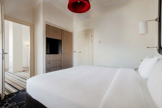 Suite - with a double bed: Photo 8