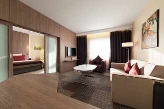 Suite - with a double Bed: Photo 8
