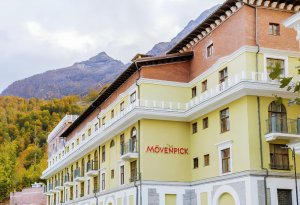 Проживание в номерах люкс отеля Mövenpick Красная Поляна
