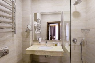 Deluxe Room with 2 Single Beds: Photo 3