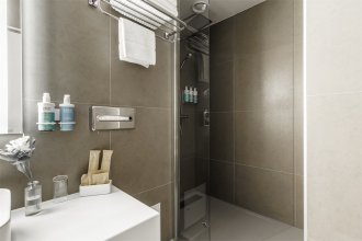 Ladoga Suite with a terrace - 3-room: Photo 12