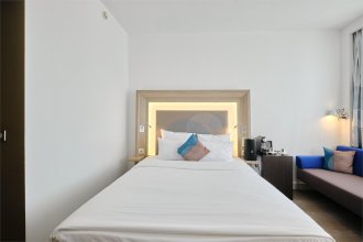 Executive Room: Photo 2