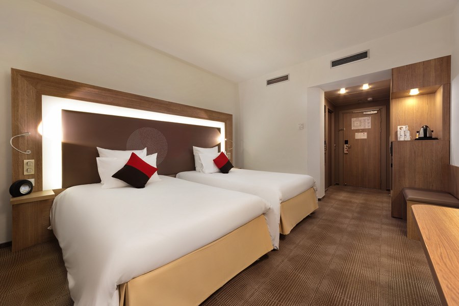 Standard Room - with 2 single beds