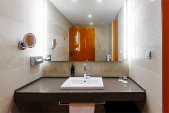 Классический номер - с двуспальной кроватью: Фотография 5