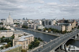 Номер Панорама, с видом на город и доступом в Швейцарскую Клубную Гостиную - с 2 кроватями: Фотография 1
