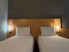 Standard Room - with 2 single beds: Photo 1