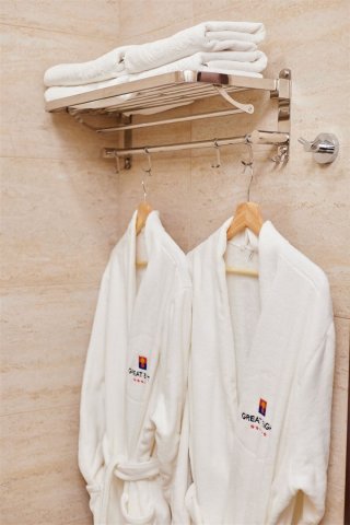 Deluxe Room with 2 Single Beds: Photo 5
