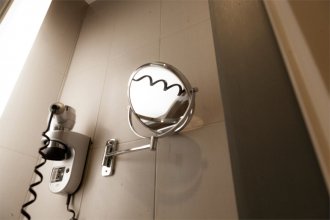 Апартаменты, 2 спальни для маломобильных - с двуспальной кроватью: Фотография 8